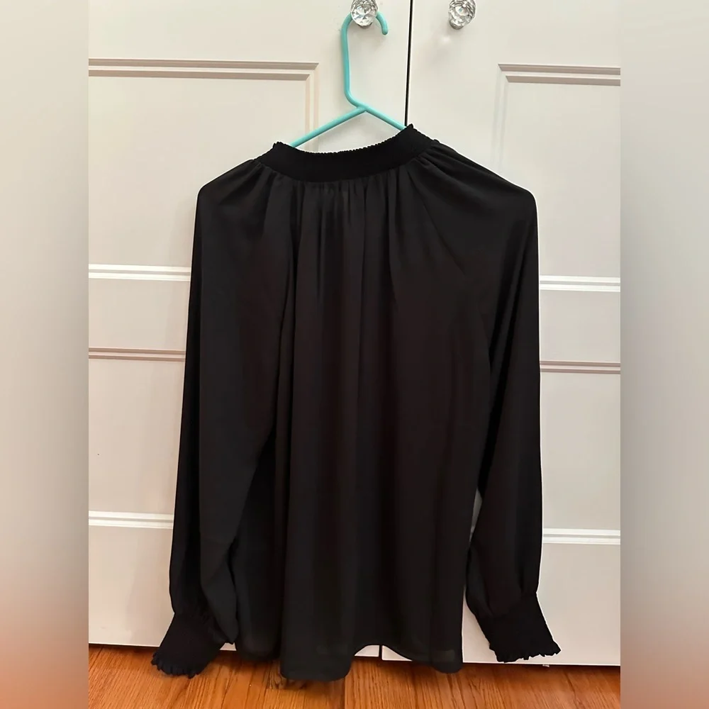 NYDJ Black Smocked Neck Tie-Front Tunic NWT - Picture 5 of 7